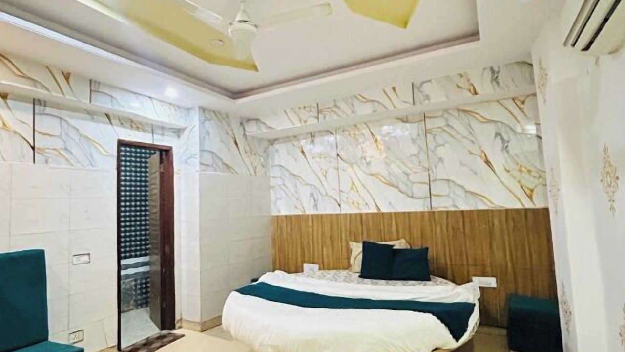 Photo of Bedroom in Sector 42