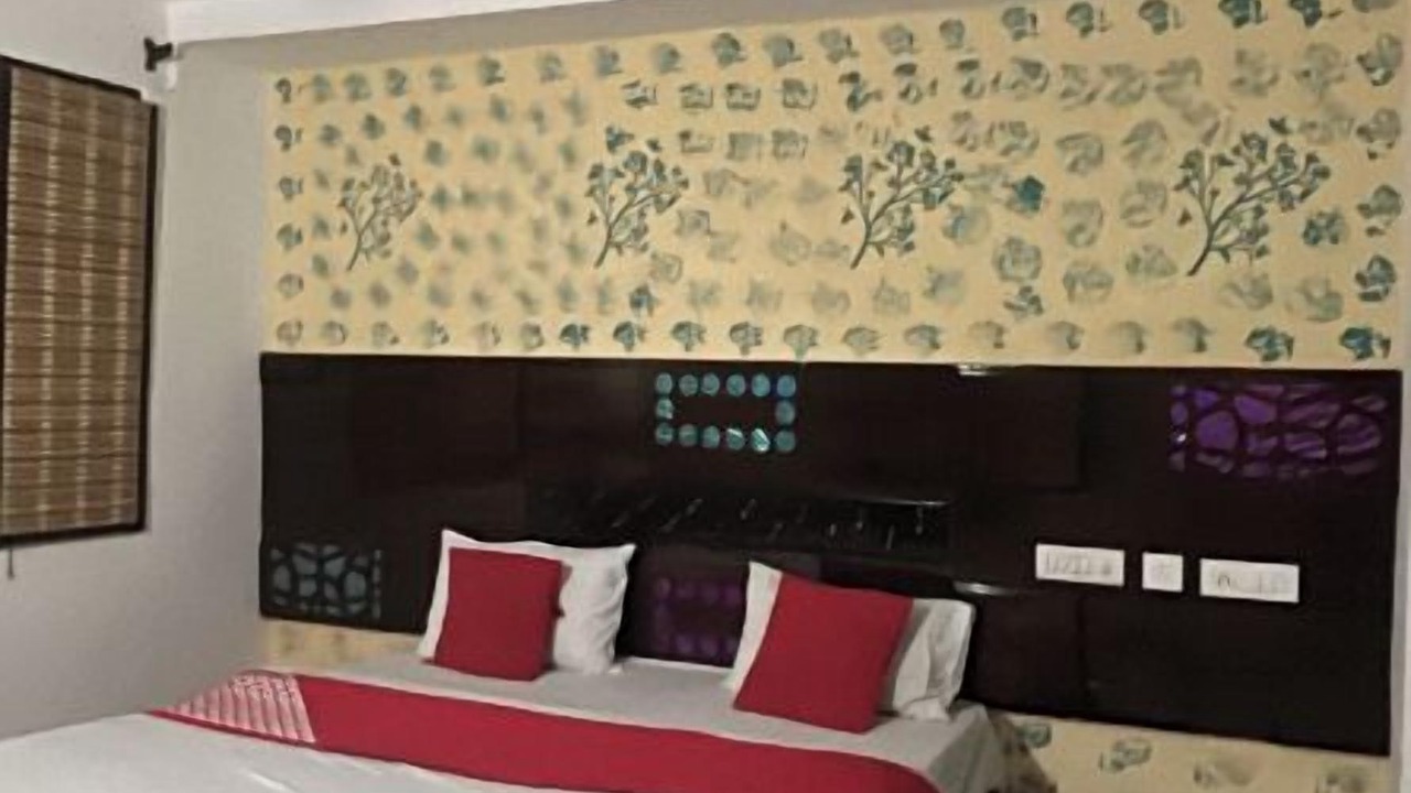 Photo of Bedroom in Sector 42