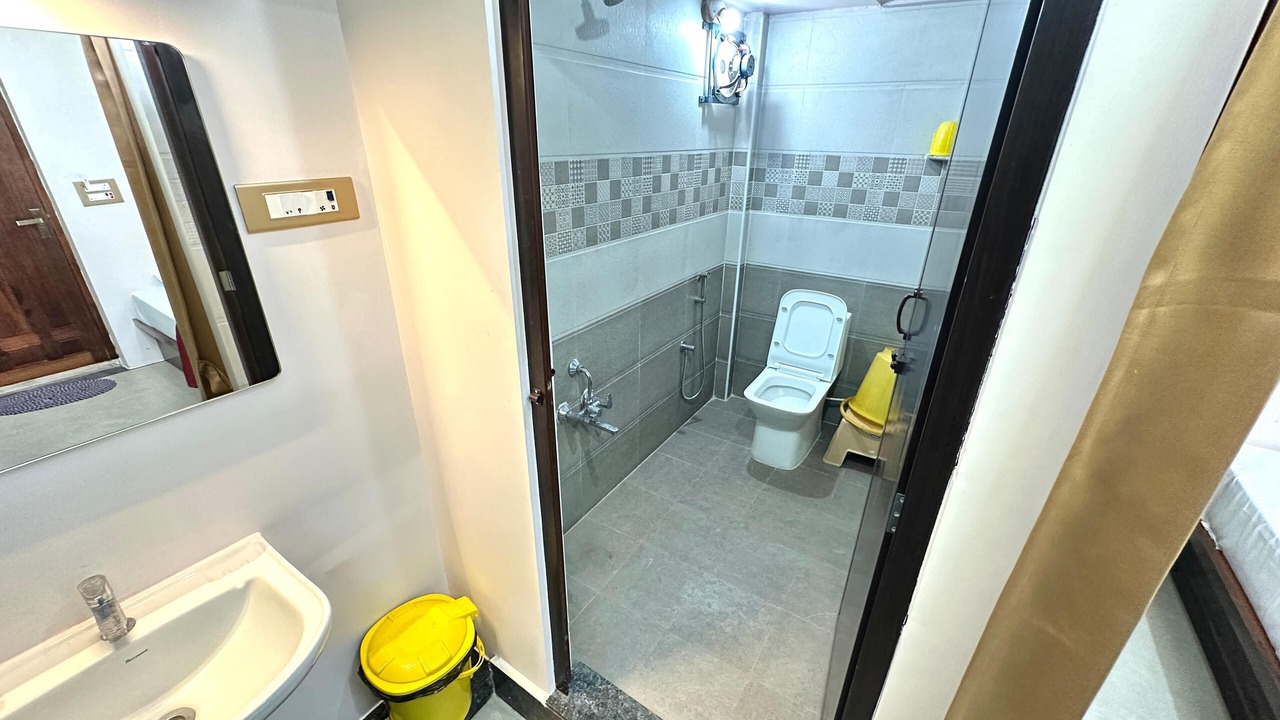 Photo of Bathroom in Tiruvannamalai