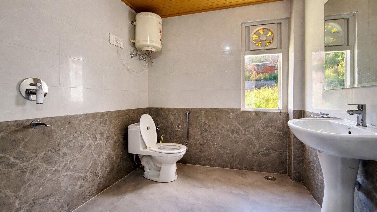 Photo of Bathroom in Kasol