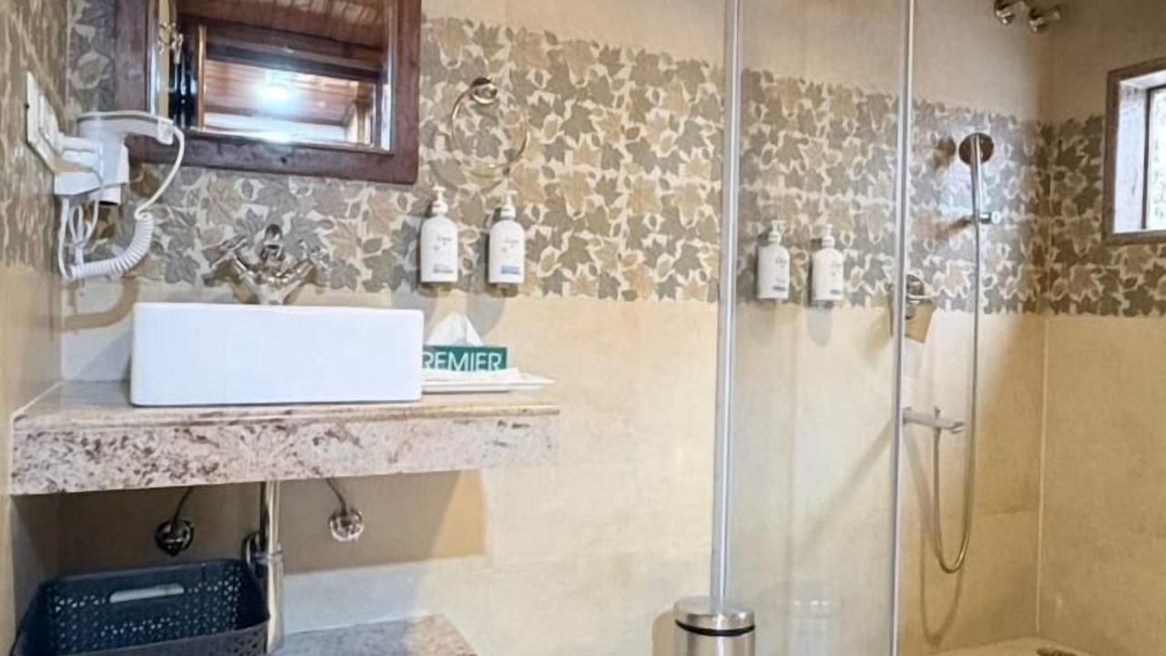Photo of Bathroom in Kurseong