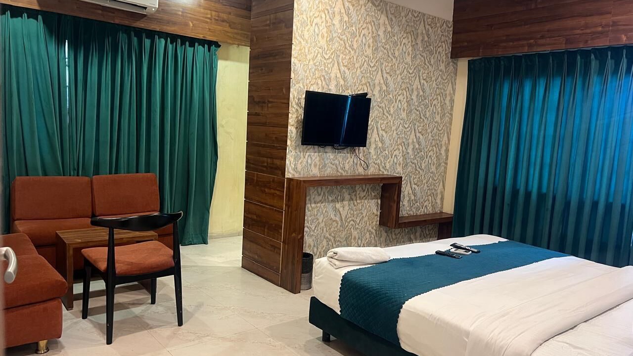 Photo of Bedroom in South Tukoganj