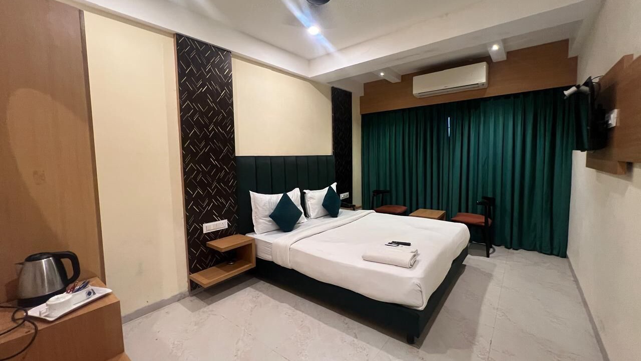 Photo of Bedroom in South Tukoganj