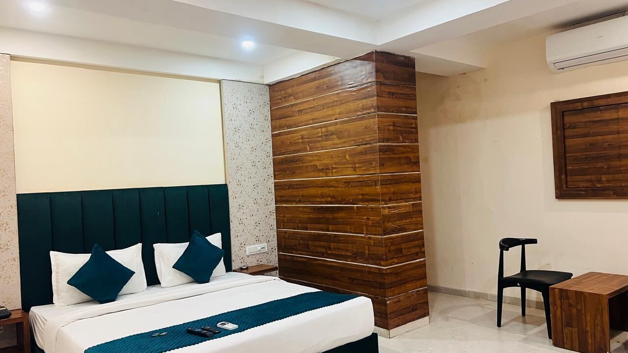 Photo of Bedroom in South Tukoganj