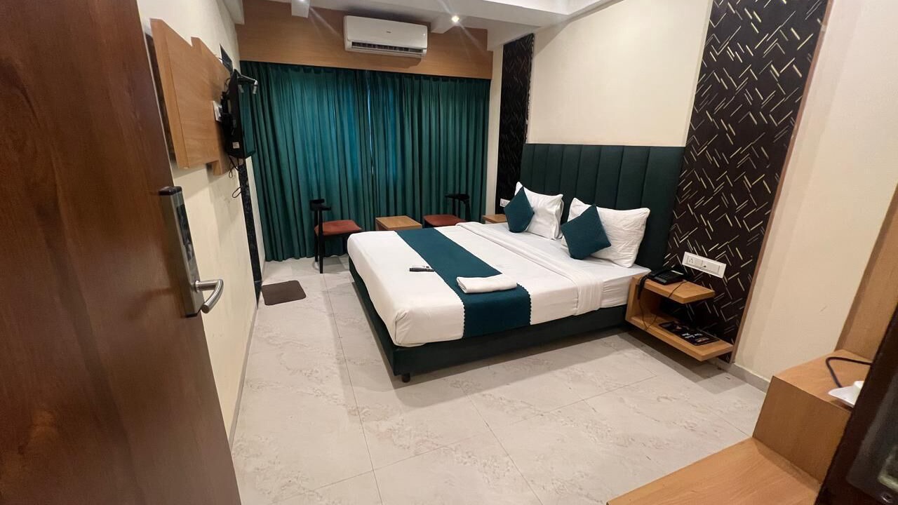 Photo of Bedroom in South Tukoganj