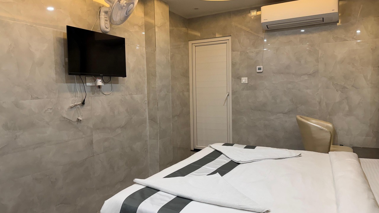Photo of Bedroom in Jamui
