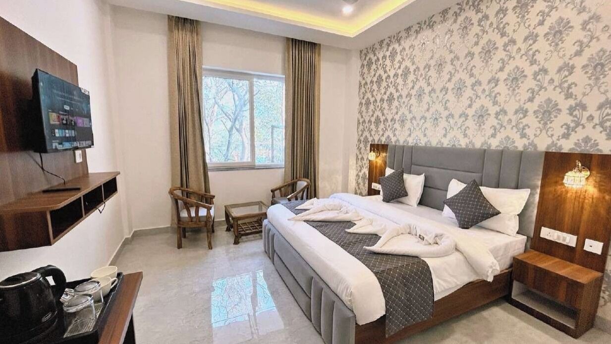 Photo of Bedroom in Tapovan