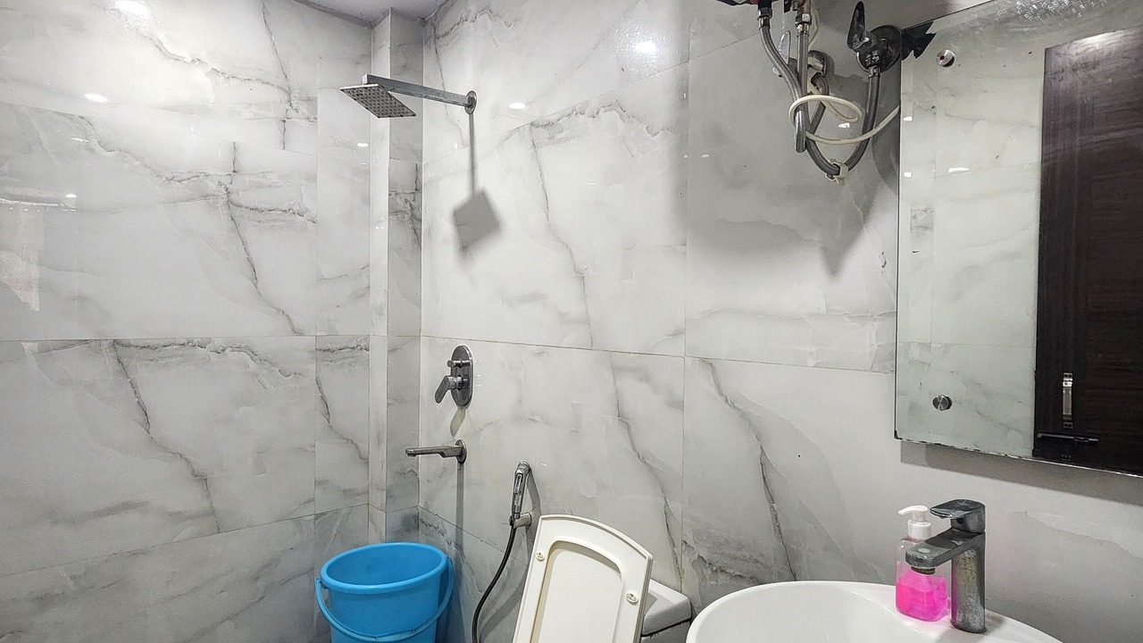 Photo of Bathroom in Paharganj