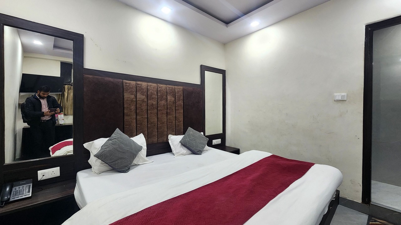 Photo of Bedroom in Paharganj