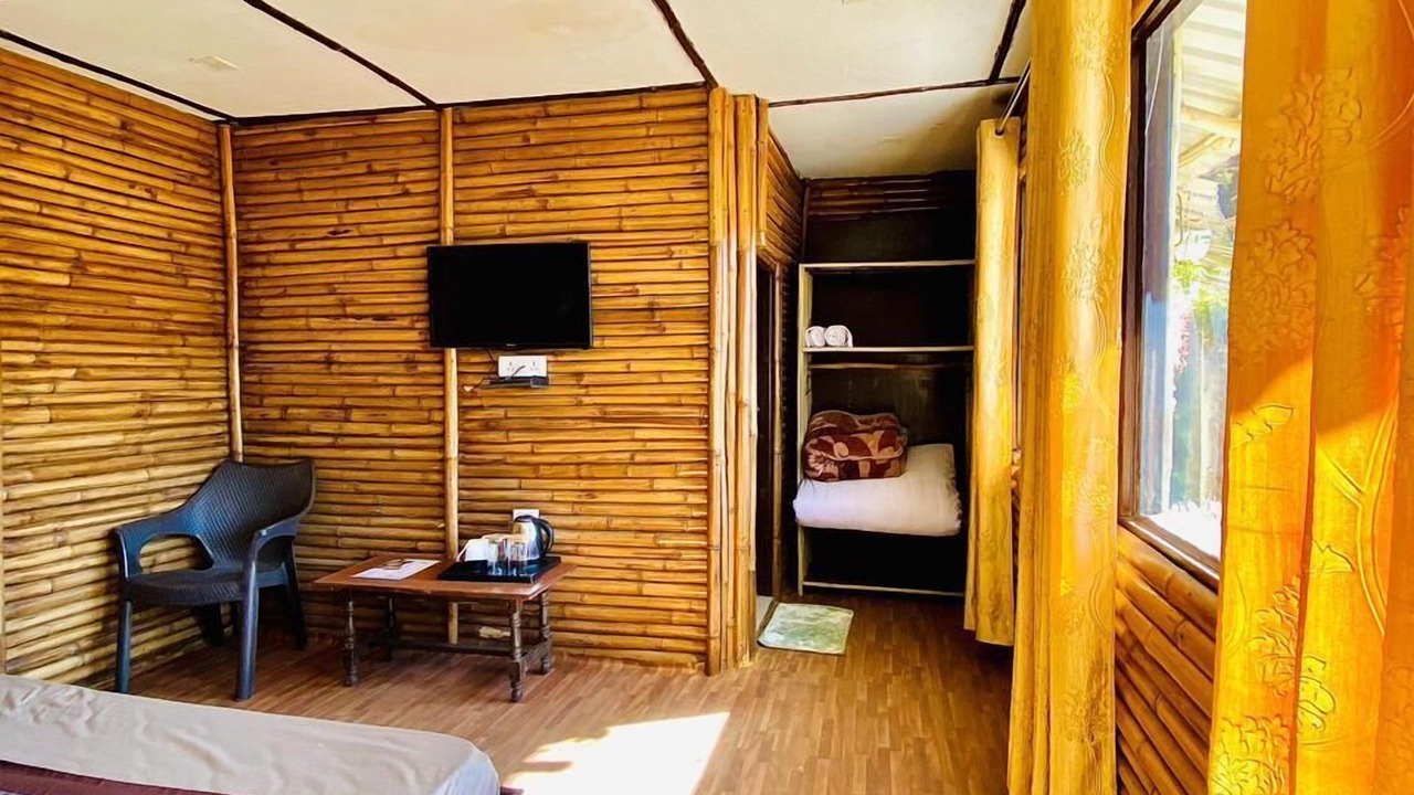 Photo of Bedroom in Tehri Range