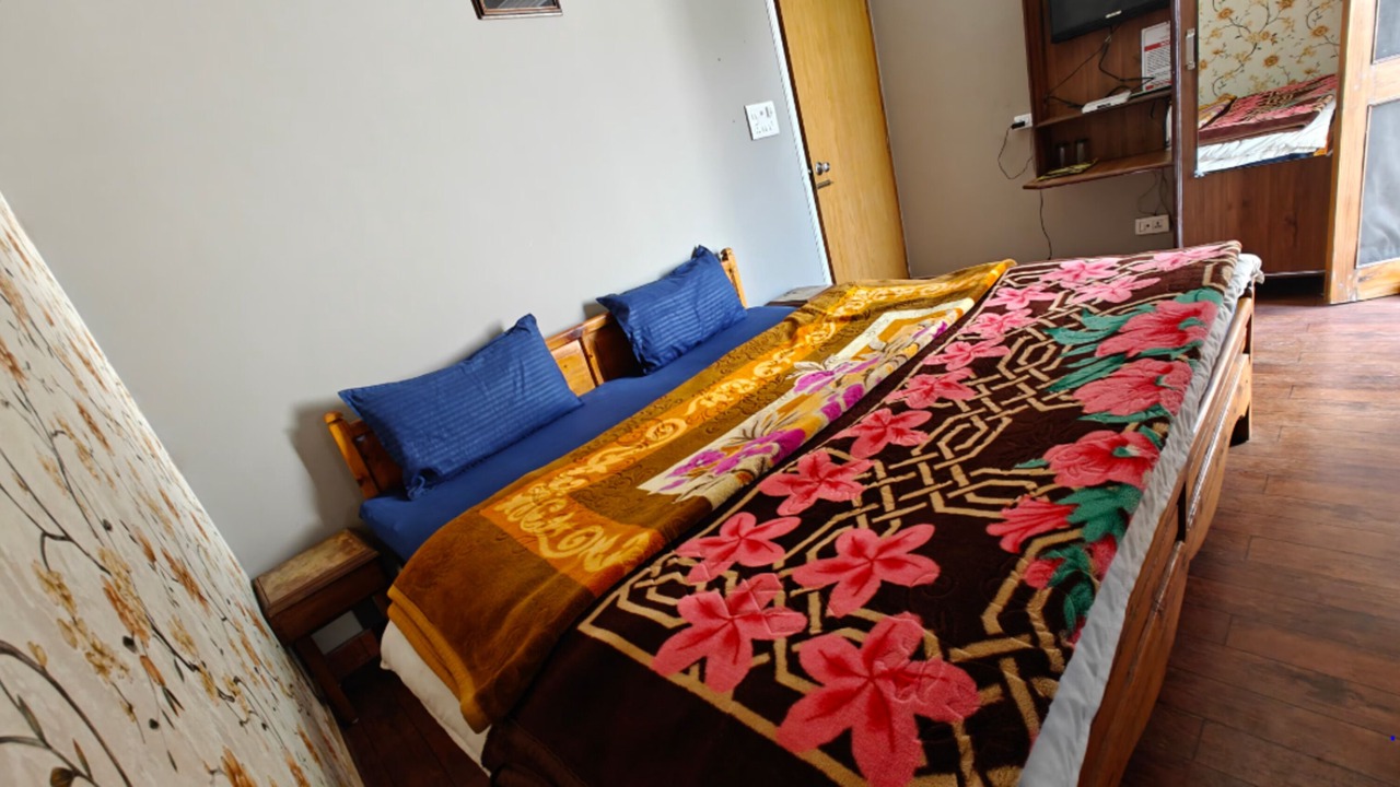 Photo of Bedroom in Solan