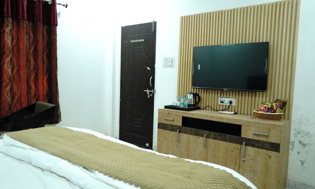 Photo of Bedroom in Mayapur