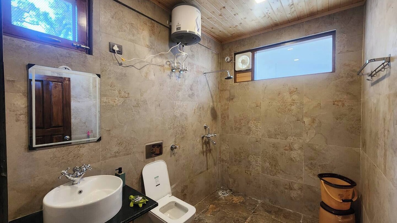 Photo of Bathroom in Kanatal