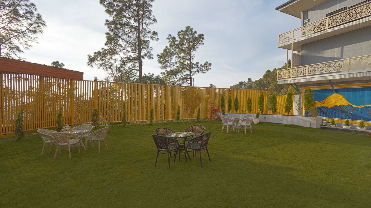 Photo of Outdoor in Lansdowne