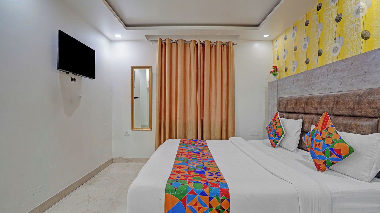 Photo of Bedroom in Mahipalpur
