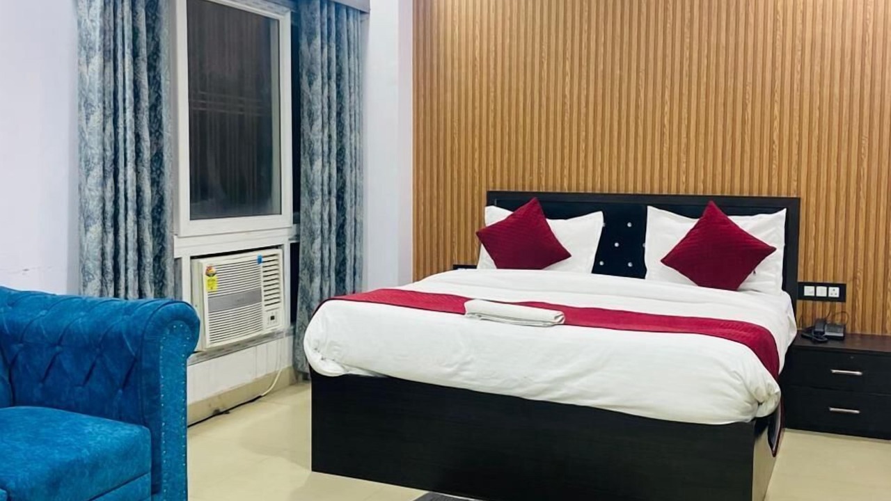 Photo of Bedroom in Lucknow