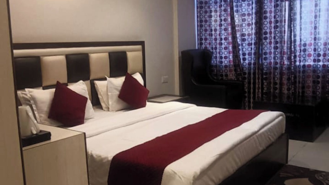 Photo of Bedroom in Chintpurni