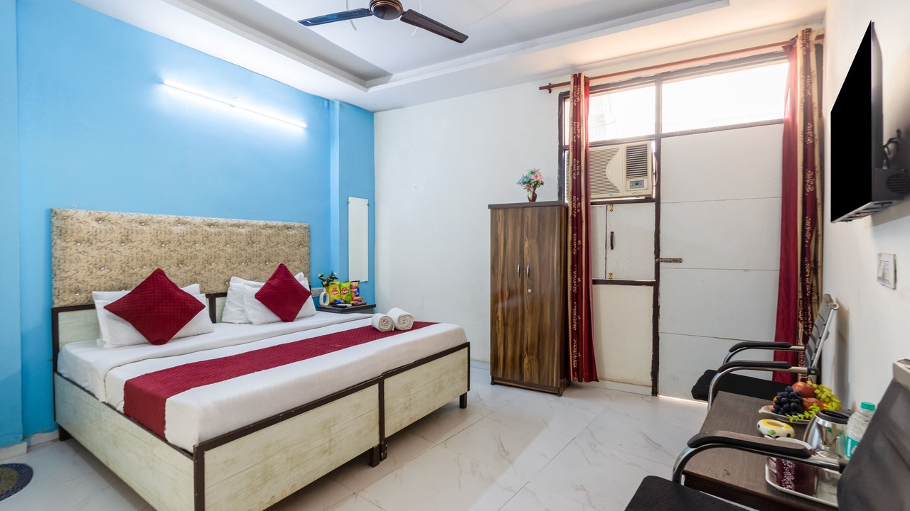 Photo of Bedroom in Shalimar Bagh