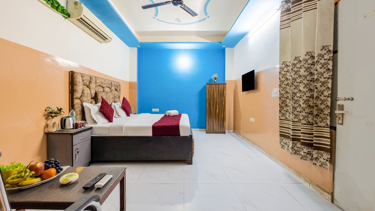 Photo of Bedroom in Shalimar Bagh