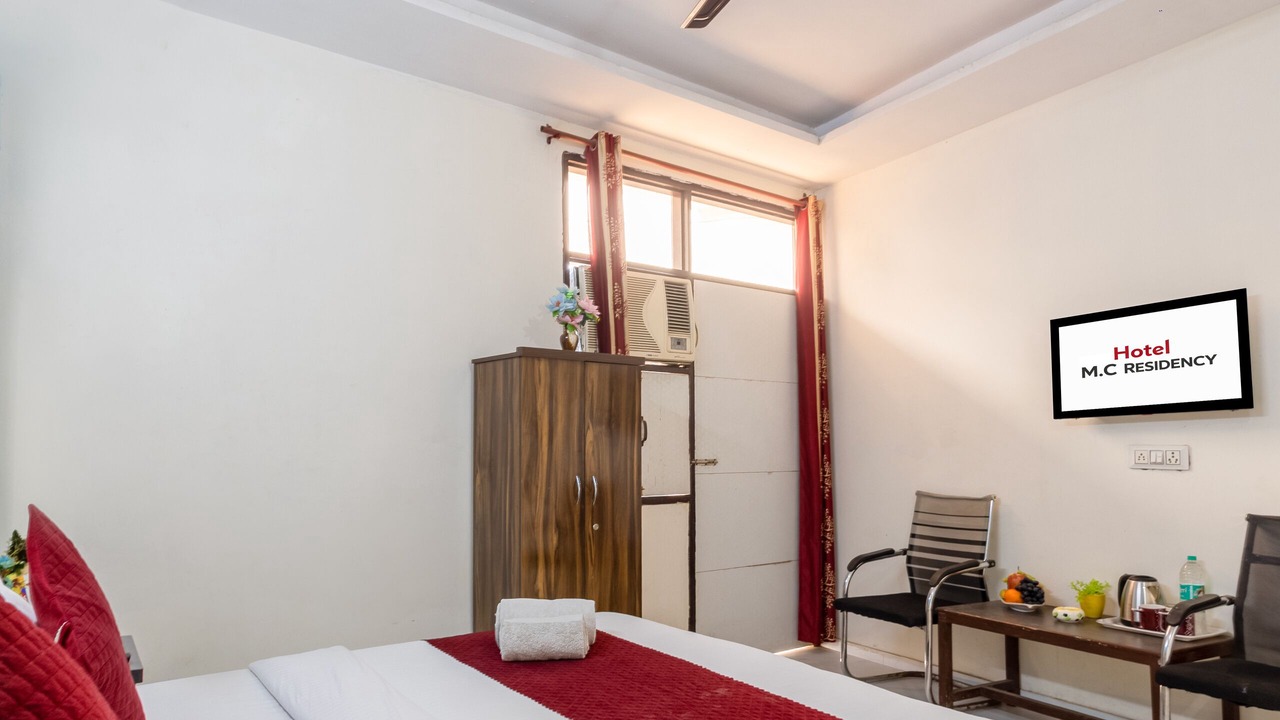 Photo of Bedroom in Shalimar Bagh