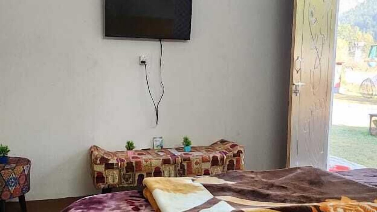 Photo of Bedroom in Kasol