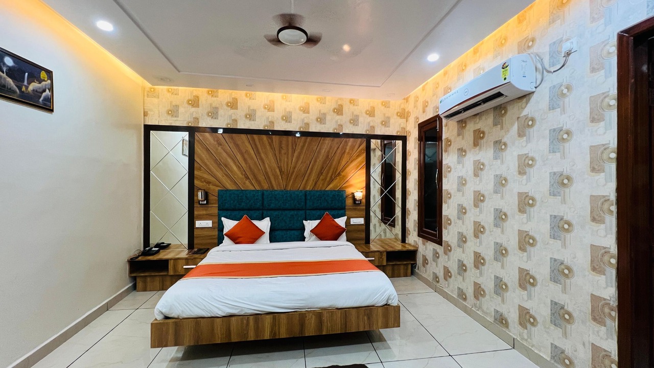 Photo of Bedroom in Kasganj