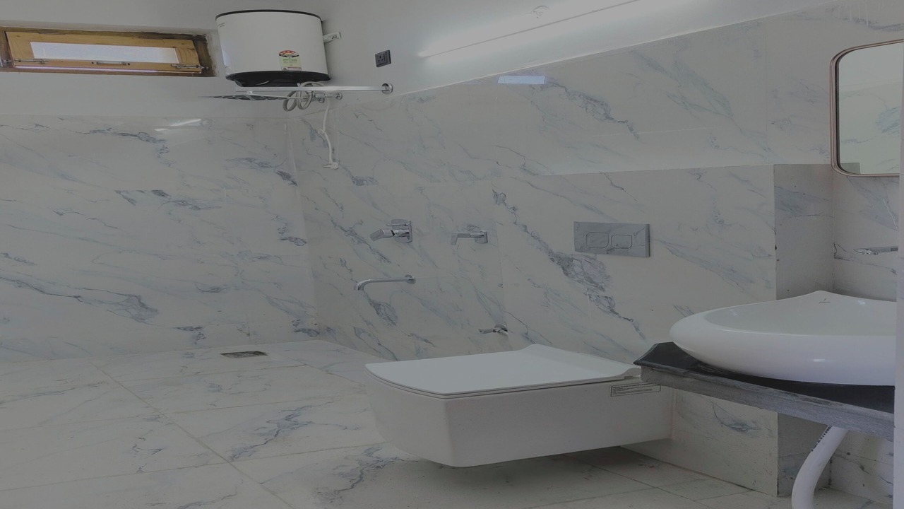Photo of Bathroom in Devaprayag