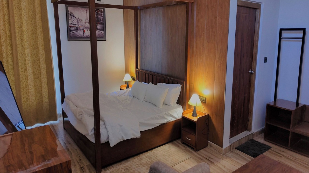 Photo of Bedroom in Devaprayag