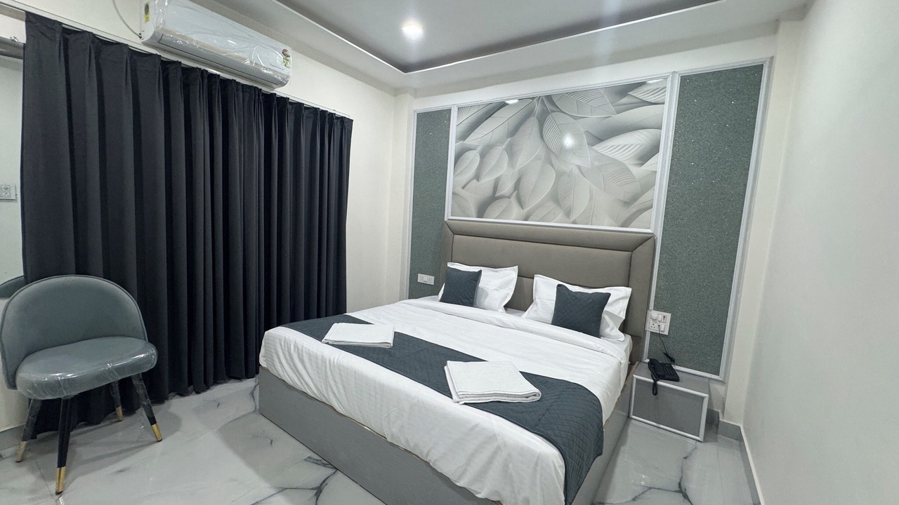 Photo of Bedroom in Haridwar