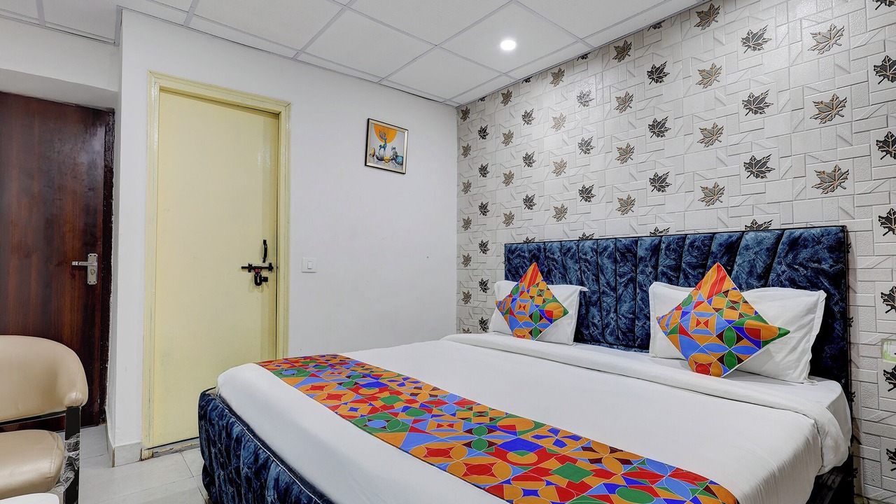 Photo of Bedroom in Sector 18