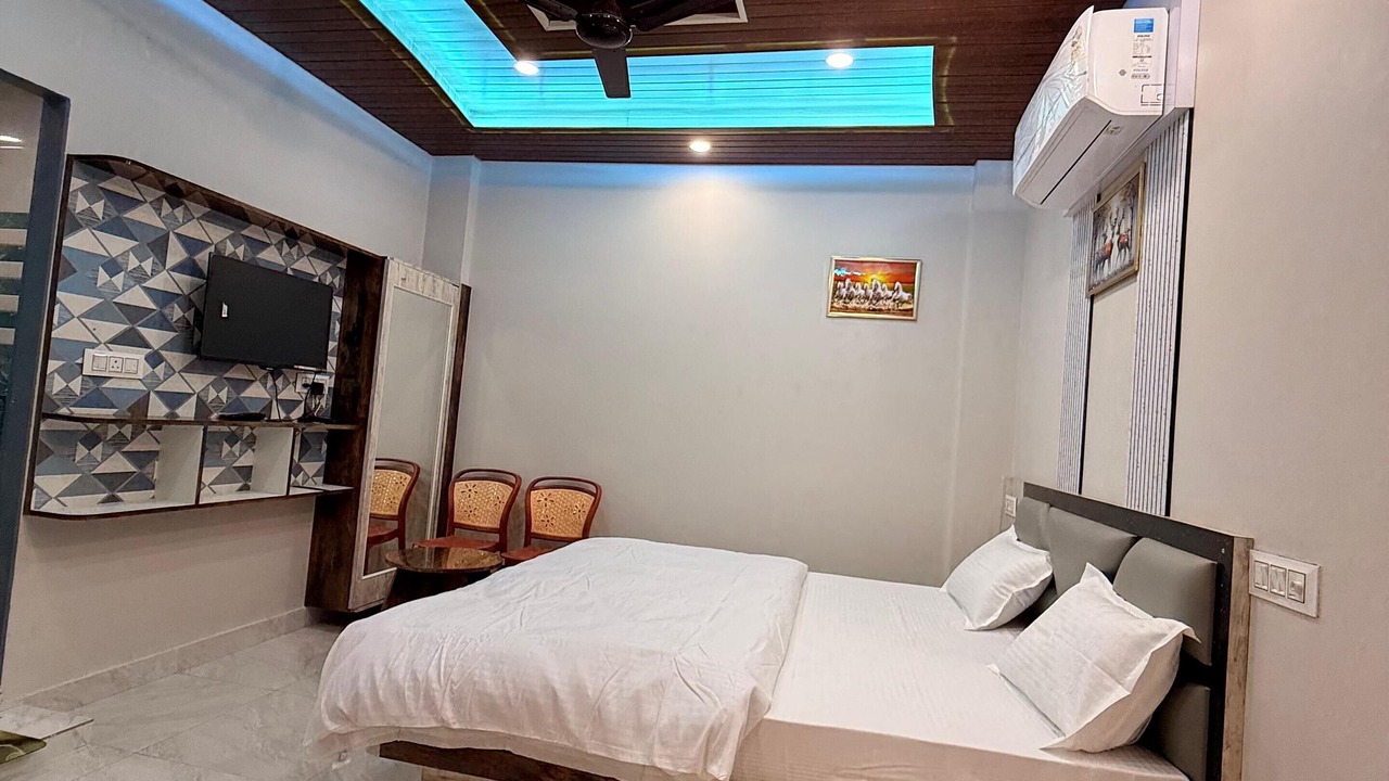 Photo of Bedroom in Sikar