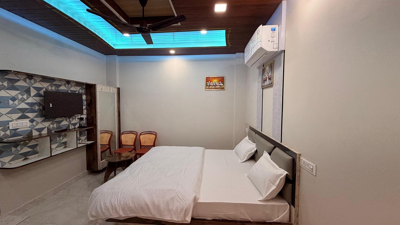 Photo of Bedroom in Sikar