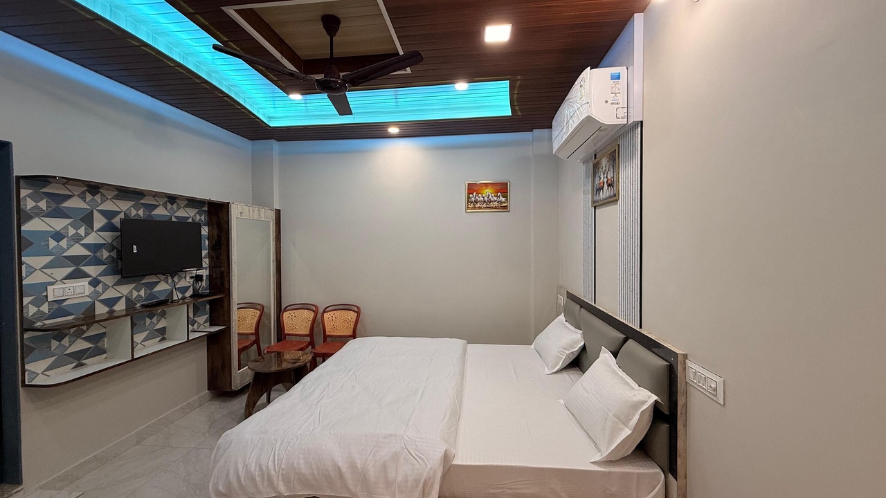 Photo of Bedroom in Sikar