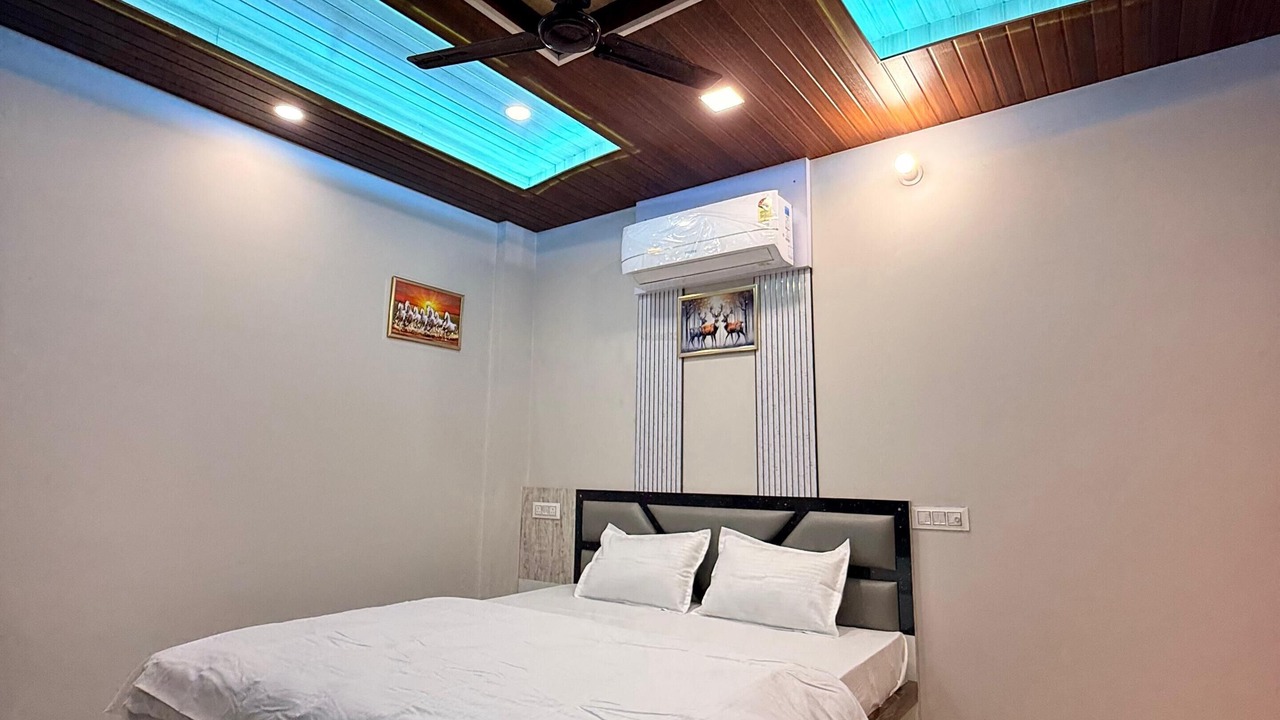 Photo of Bedroom in Sikar