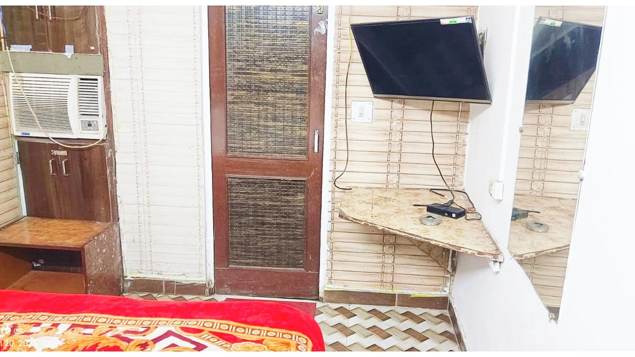 Photo of Bedroom in Charbagh