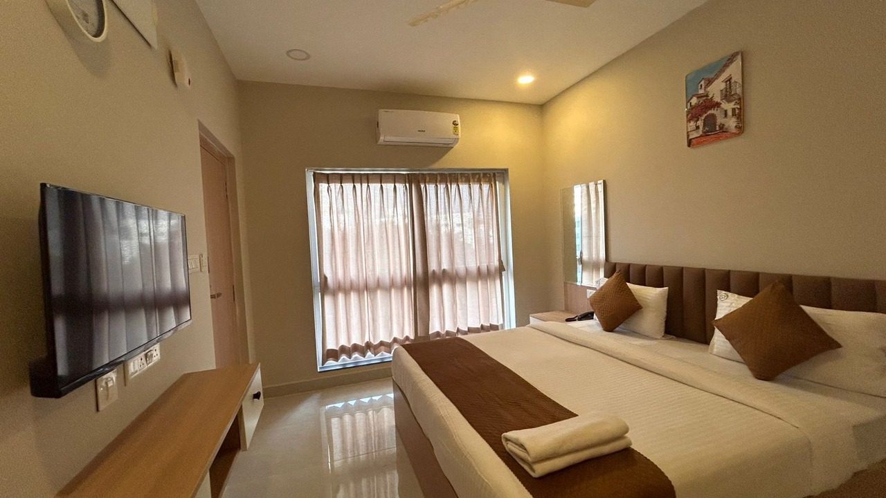 Photo of Bedroom in HITEC City