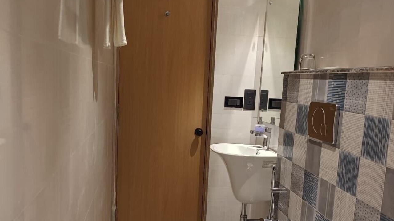 Photo of Bedroom in Berhampore