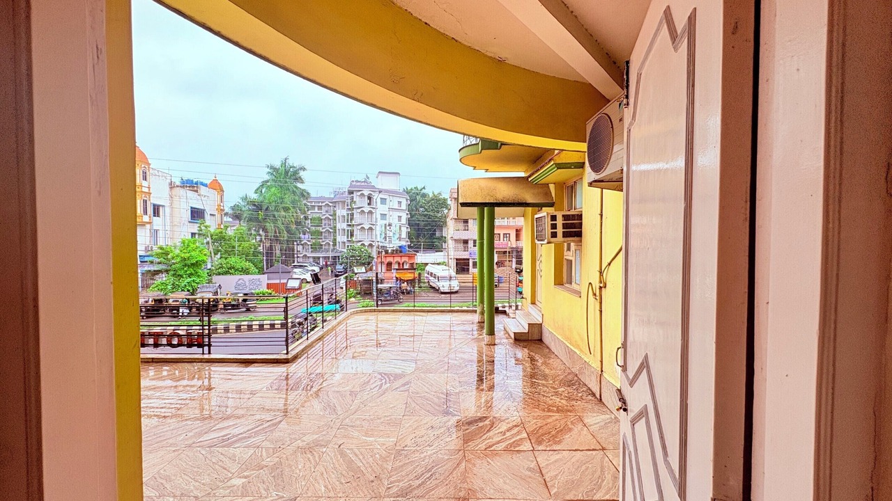 Photo of Patio Balcony in Tarapith