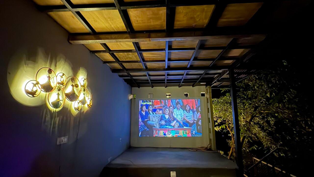 Photo of Patio Balcony in Naina Range