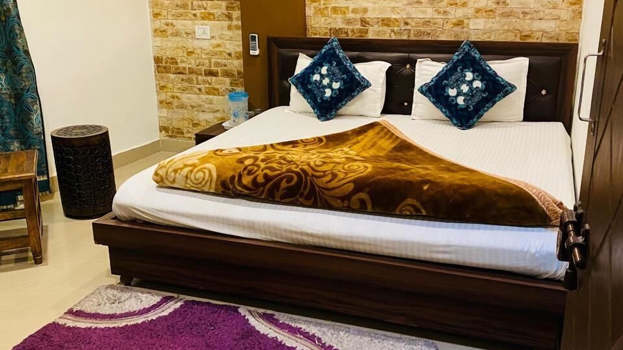 Photo of Bedroom in Haridwar