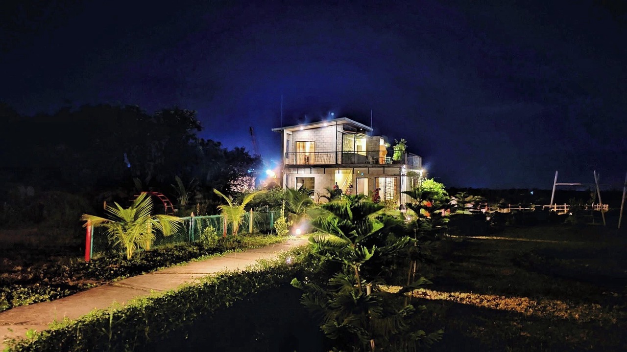 Photo of Patio Balcony in Dhaka Division