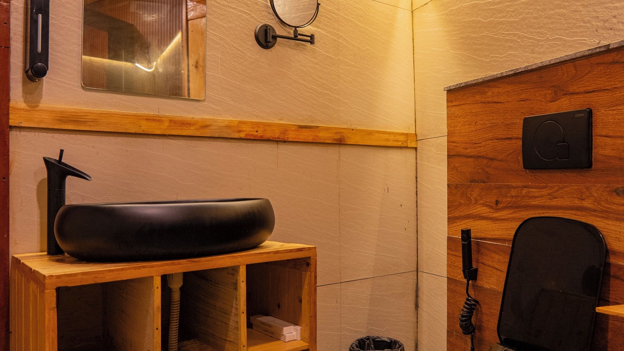 Photo of Bathroom in Bail Parao