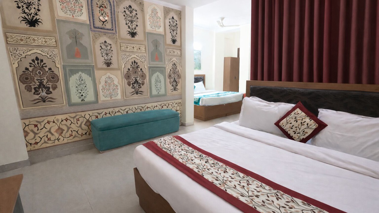 Photo of Bedroom in Dariyaganj