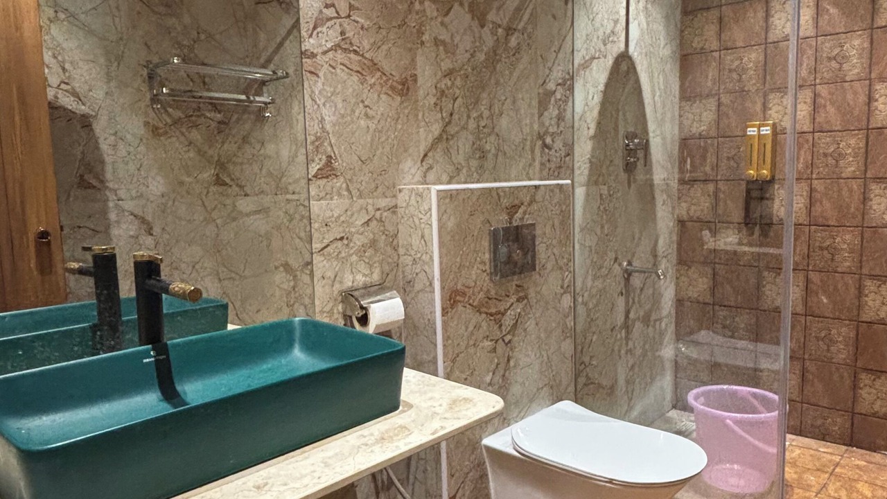 Photo of Bathroom in Bommayapalayam