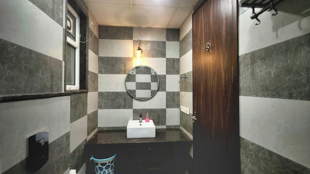 Photo of Others in Dwarka