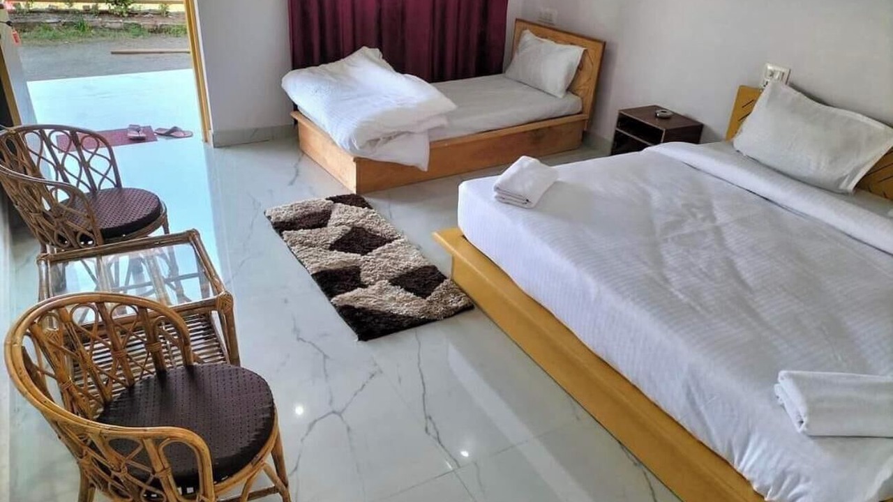 Photo of Bedroom in Guptkashi