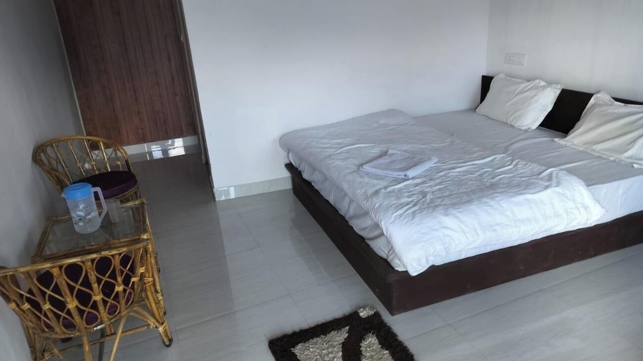 Photo of Bedroom in Guptkashi