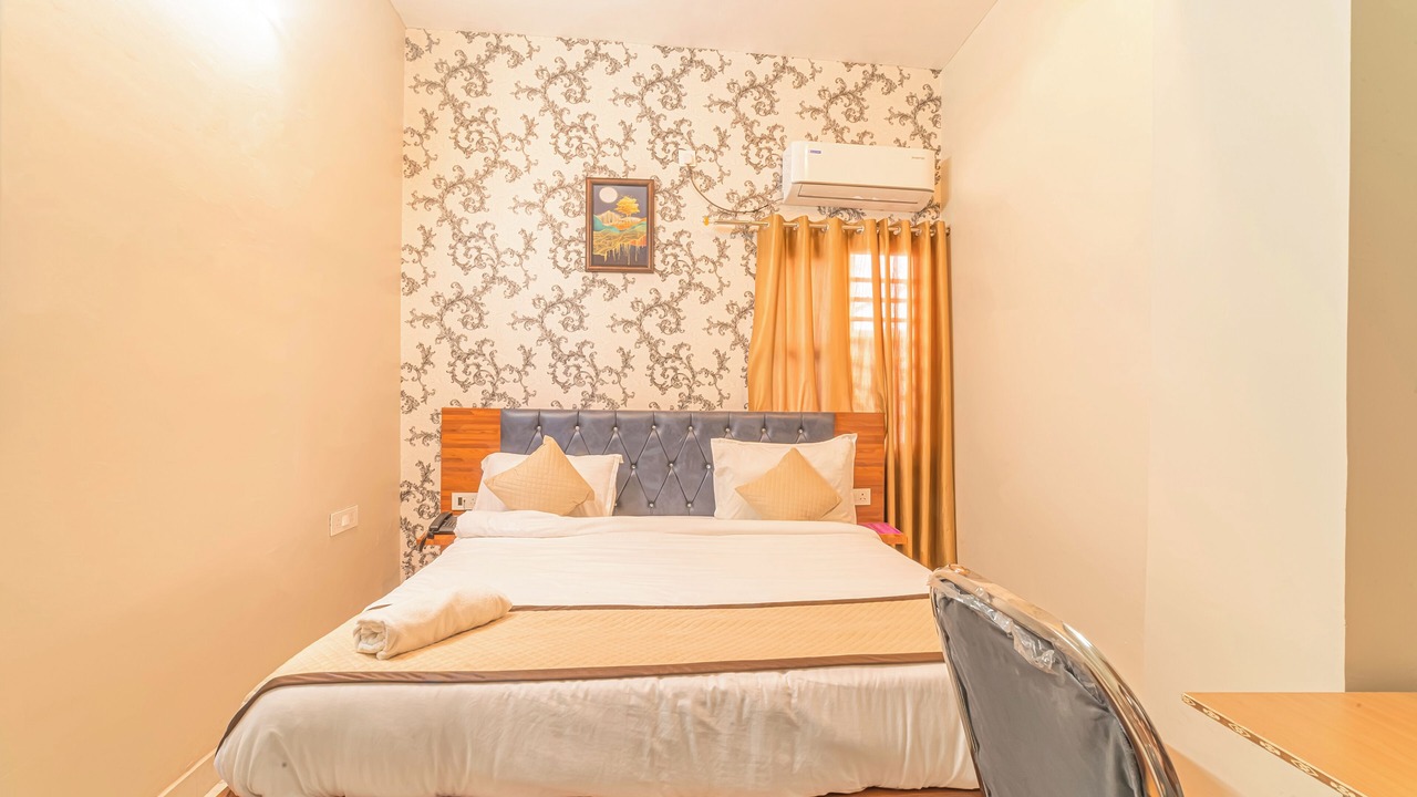 Photo of Bedroom in Dehradun