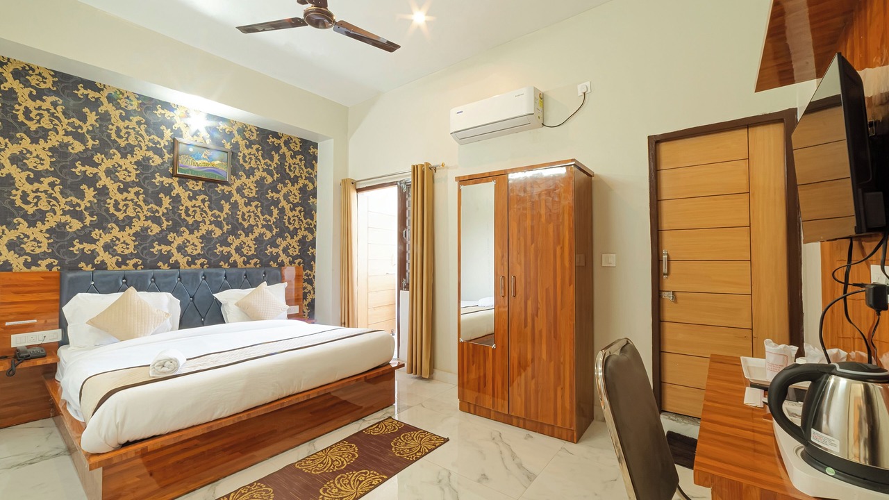 Photo of Bedroom in Dehradun