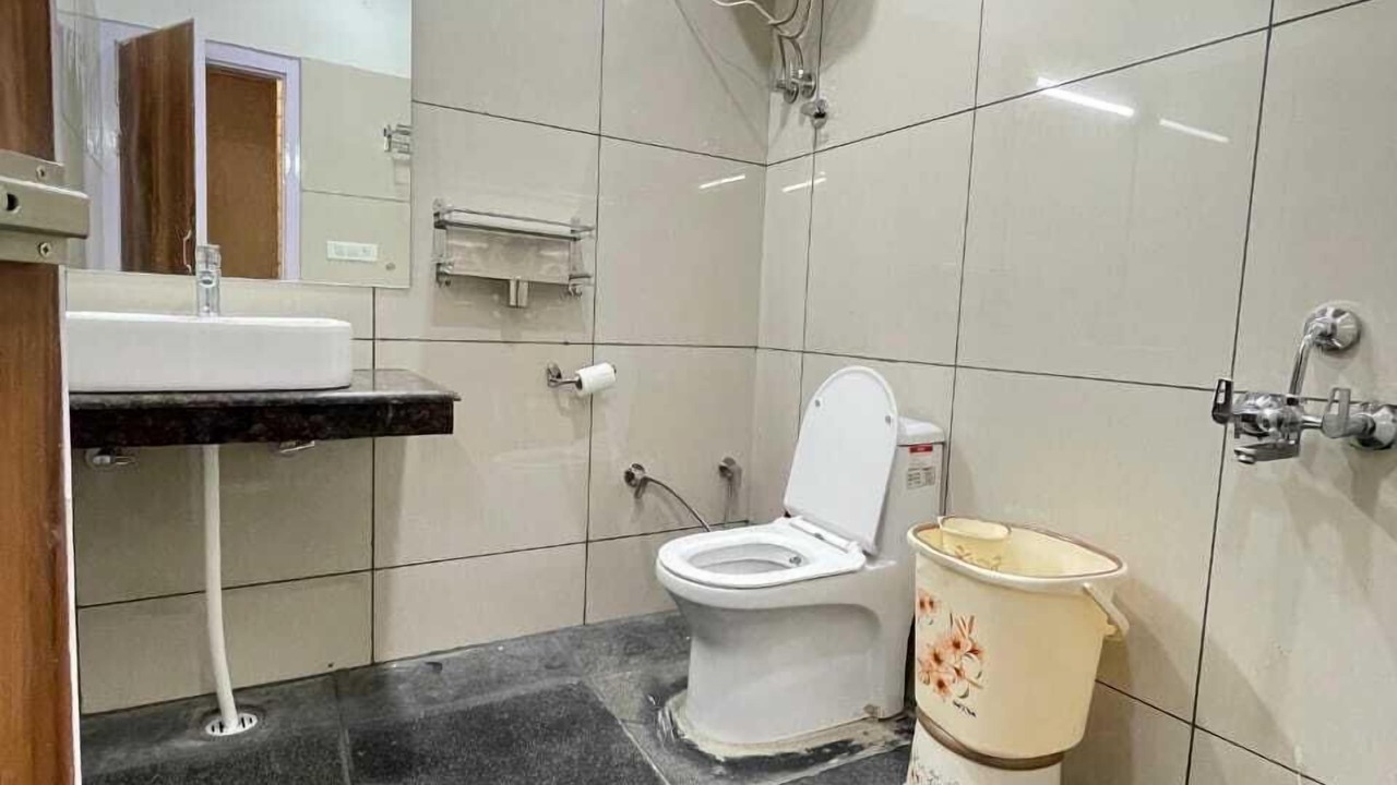 Photo of Bathroom in Keylong